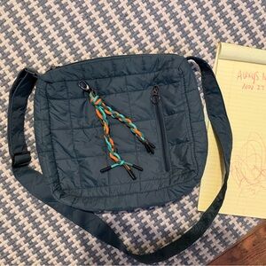 Rad Revolution Sea Cloud Bag